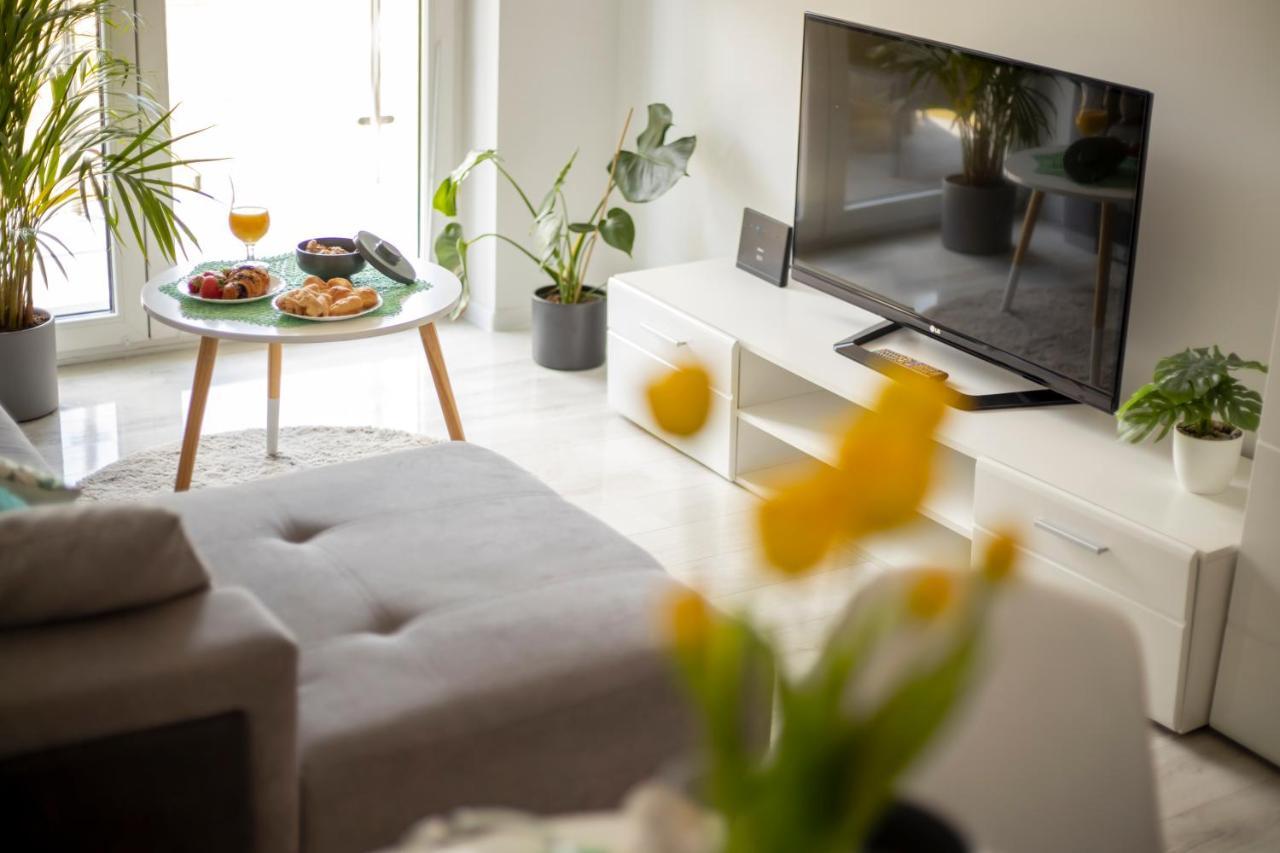 Apartament Laurowa Apartman Tyczyn Kültér fotó