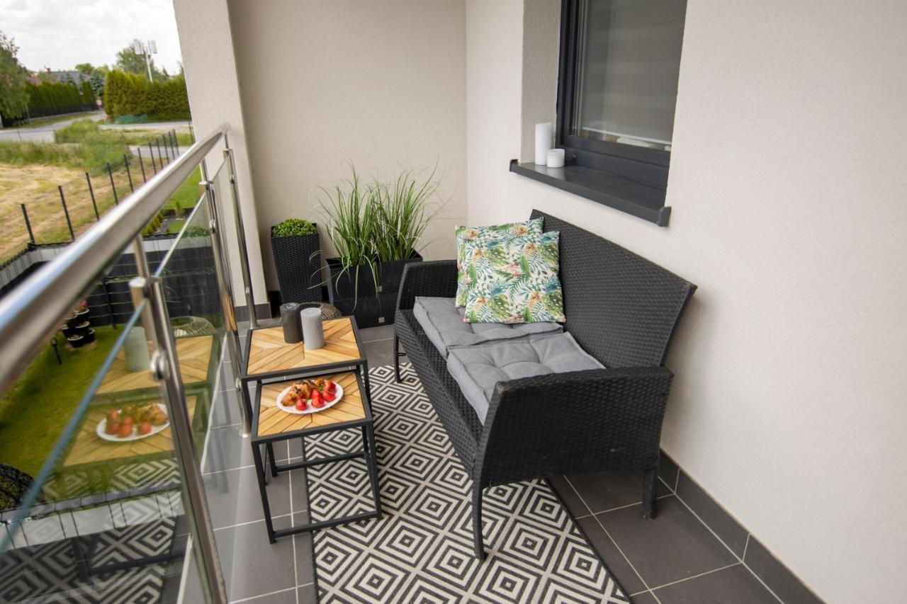 Apartament Laurowa Apartman Tyczyn Kültér fotó