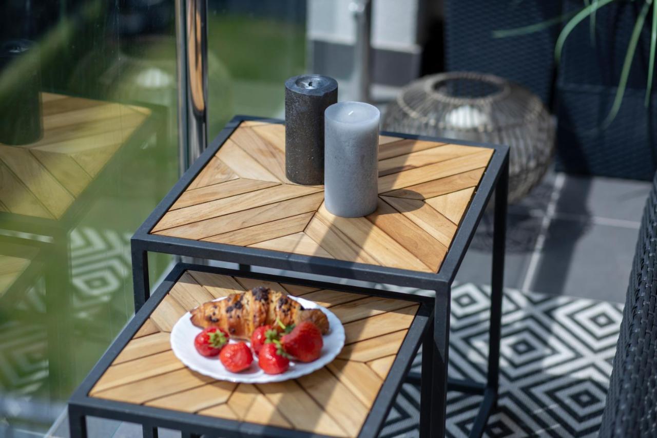 Apartament Laurowa Apartman Tyczyn Kültér fotó